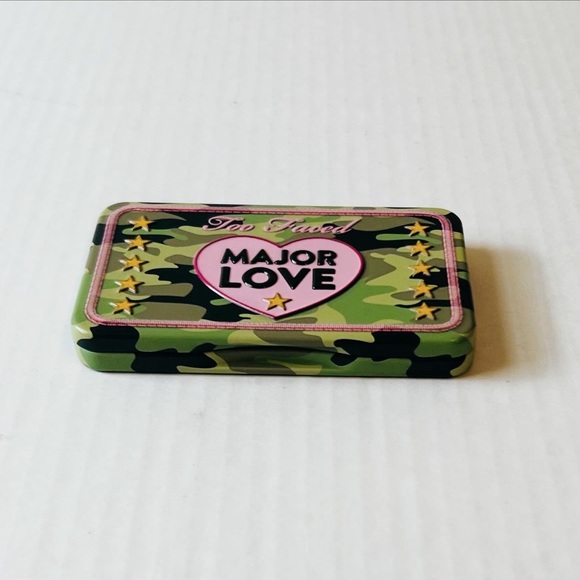 Too Faced Major Love Mini Eyeshadow Palette - Picture 3 of 12